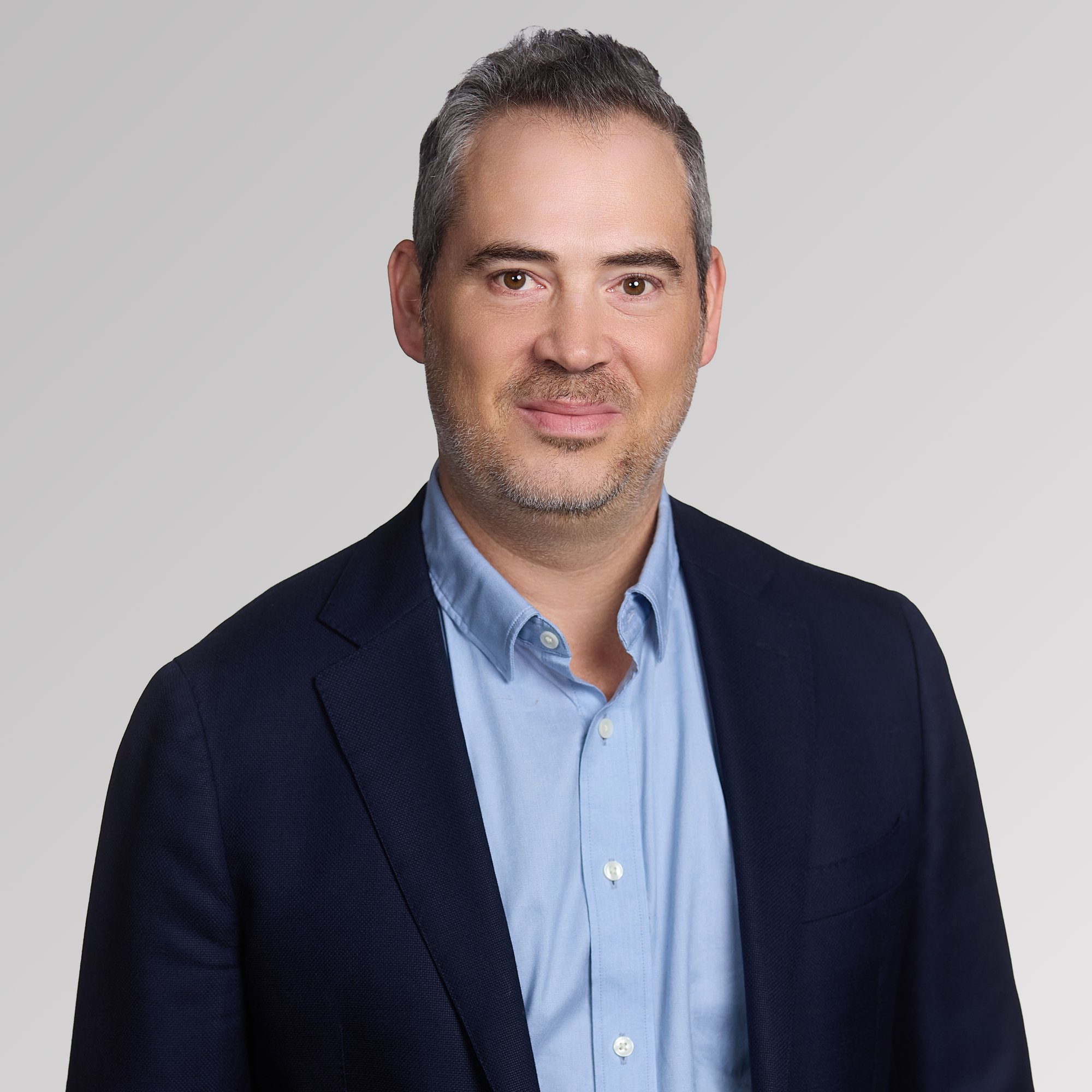 Alex Kalish Headshot 2026-hi res-1