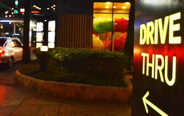 How Drive-Thru Quick Service Restaurants are Managing in the Age of Social Distancing
